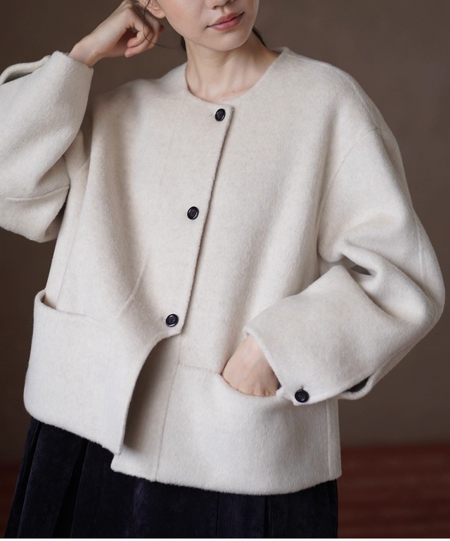 ショート丈ウールコート◆取り外しスカーフ付き【a-50170】