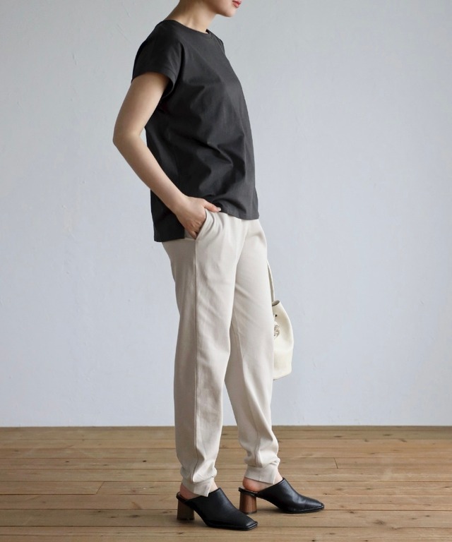 裾スリットジョガーパンツ