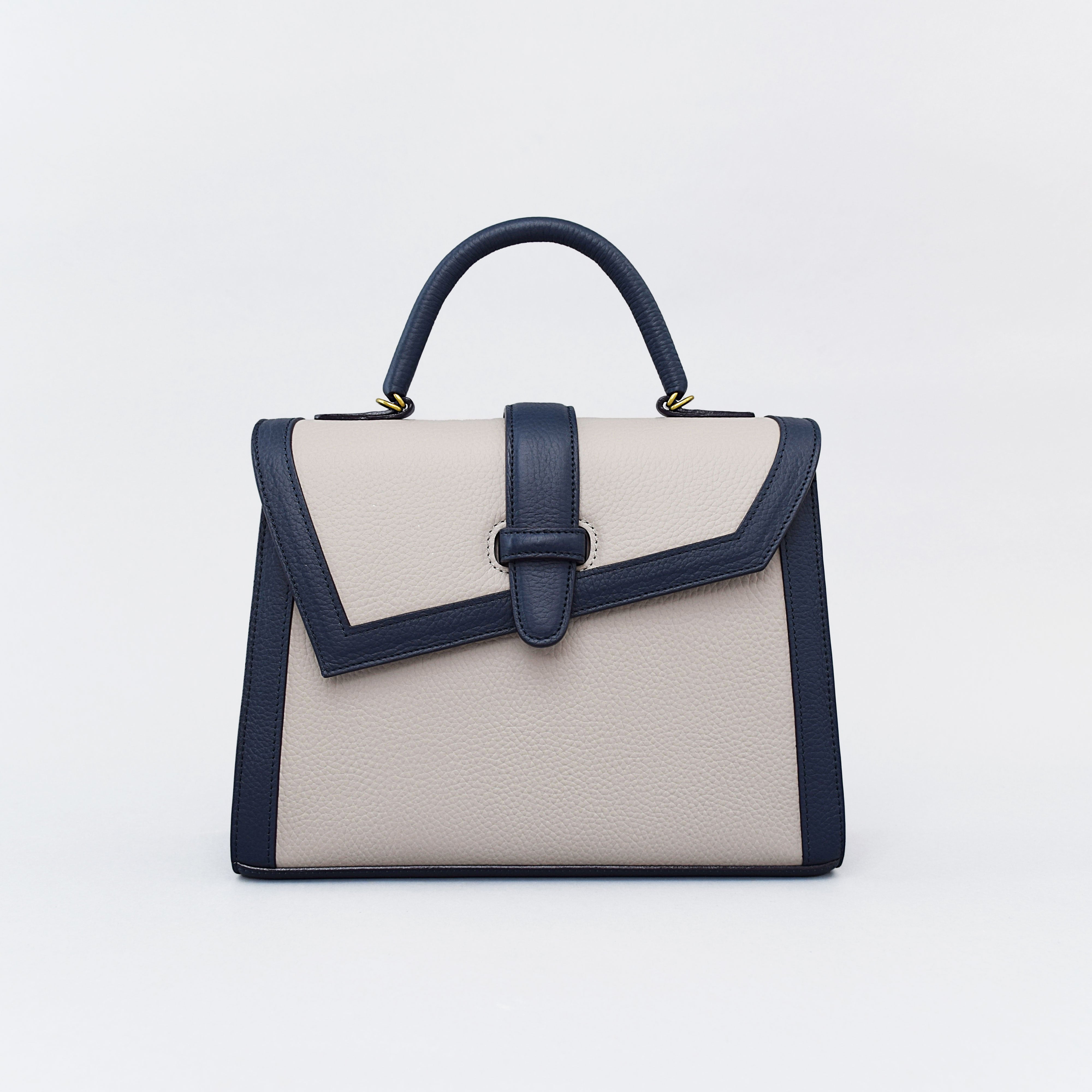 IndianSTUDIO MATILDA 先プラチナフェザー「Shade」 IndianSTUDIO MATILDA 先プラチナフェザー「Shade」 Indian様