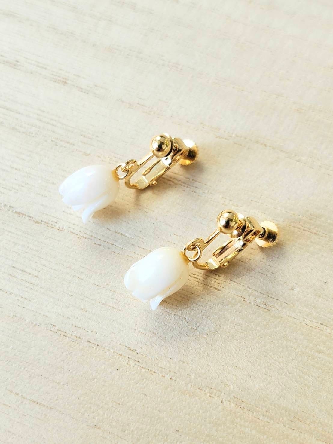 極美品✨　白珊瑚 イヤリング ダイヤモンド WG K14 アクセサリー 楽天市場】血赤珊瑚 ダイヤモンド ピアス/イヤリング K18 K14 WG 深い