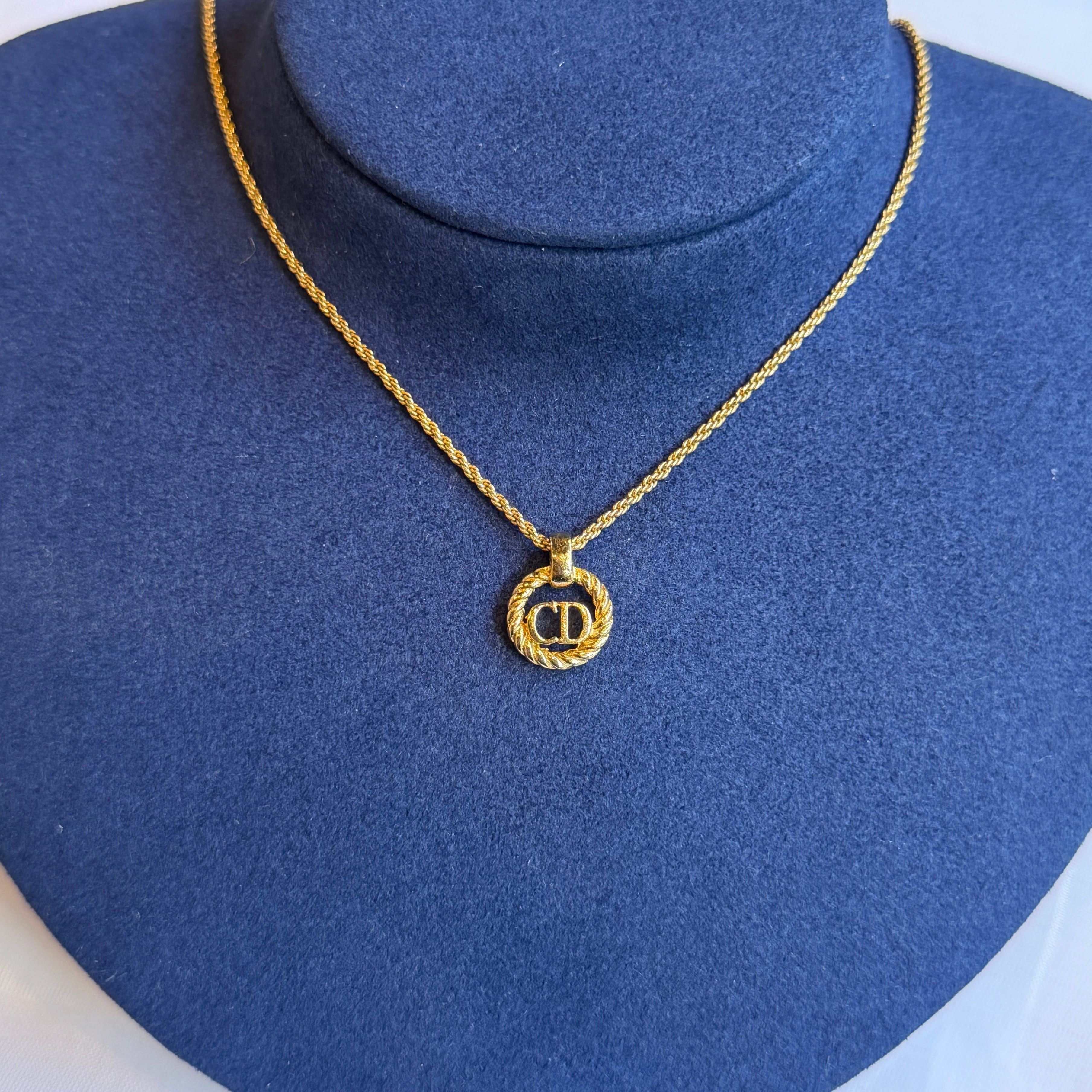 Christian Dior CD necklace | CHIMI VINTAGE