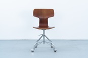 Arne Jacobsen | Model.3113 Swivel T-chair