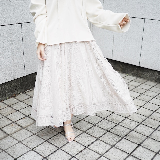 LACE CIRCULAR SKIRT