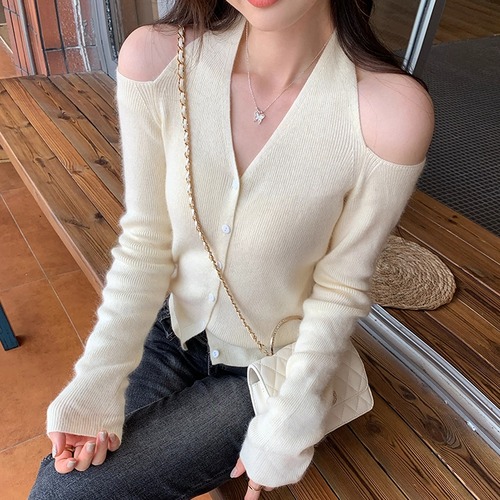 5色／ホルターネックオープンショルダーニット ・72653