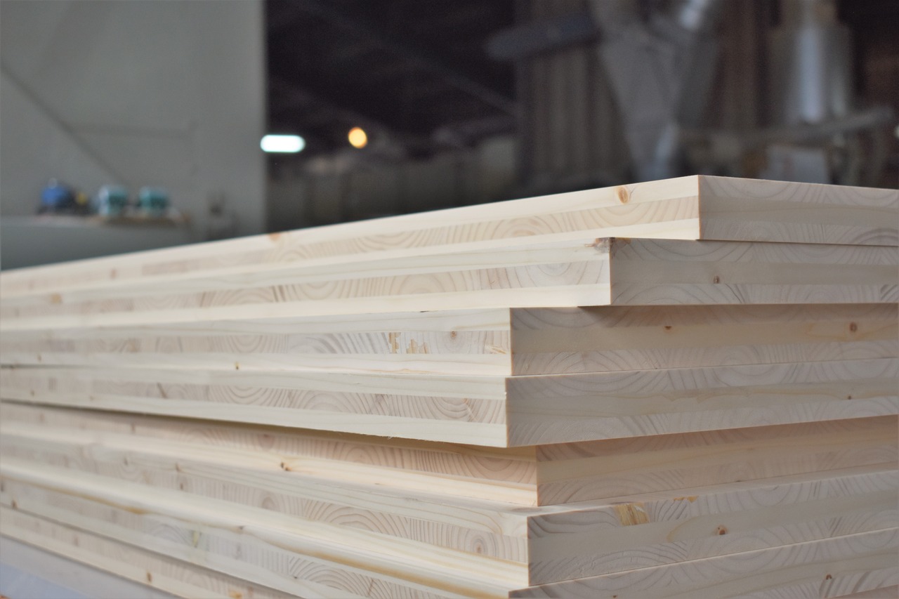 カラマツ　LINAWOOD   30×910×1820㎜