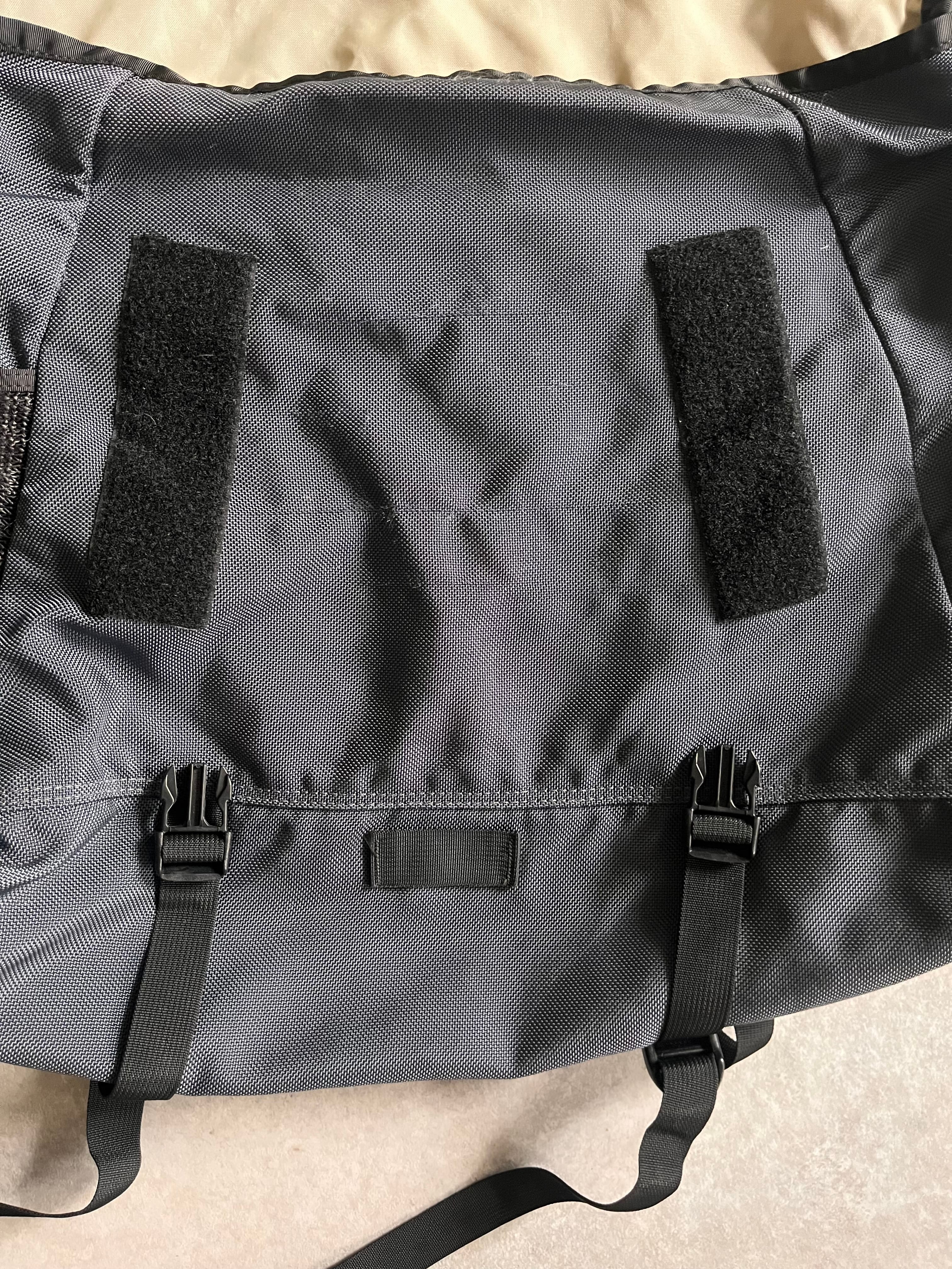 2000s Patagonia Critical Mass Messenger Bag Made in USA | ROGER'S