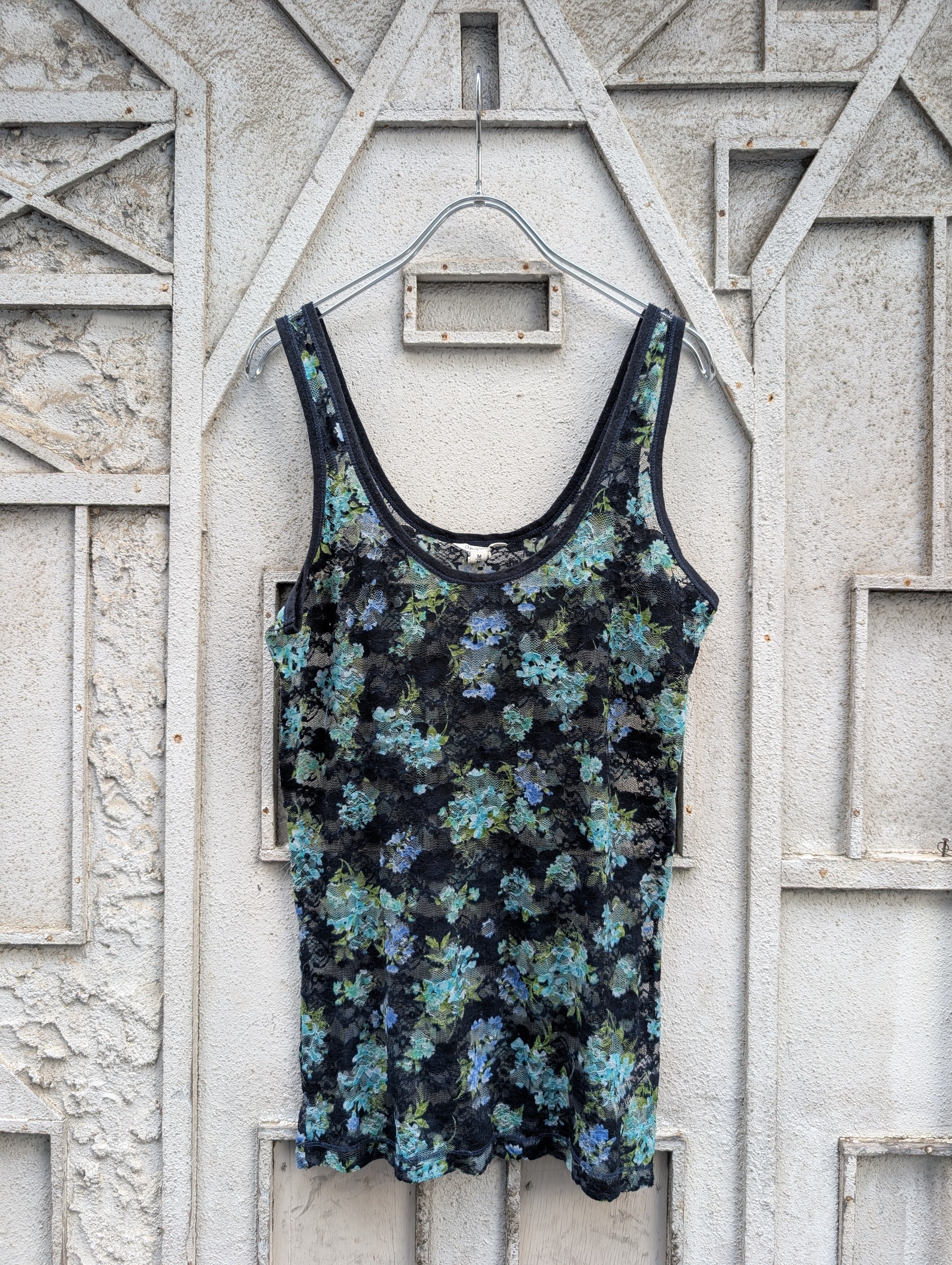 "FLOWER" seer tank top
