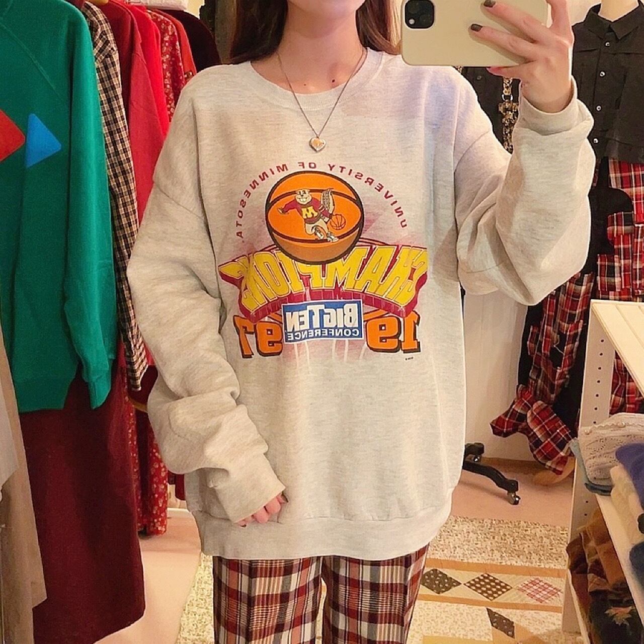 90s squirrel basketball sweat