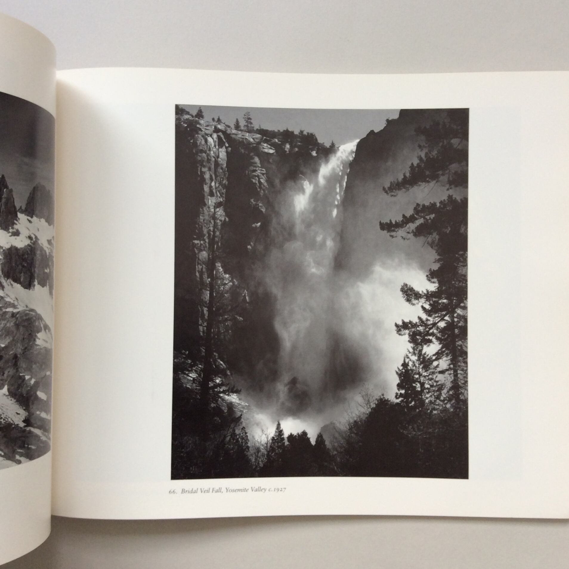 Yosemite and the Range of Light / Ansel Adams(アンセル・アダムス) | CATALOG&BOOKs powered by BASE Yosemite and the Range of Light / Ansel Adams(アンセル・アダムス) | CATALOG&BOOKs powered by BASE