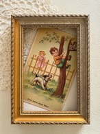 アンティークポストカード. 犬から逃げる男の子 ねこ フランス 額装 インテリア コレクション