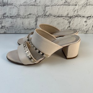 【最終処分SALE】Salvatore Ferragamo フェラガモ  靴　サンダル ベージュ A-8451