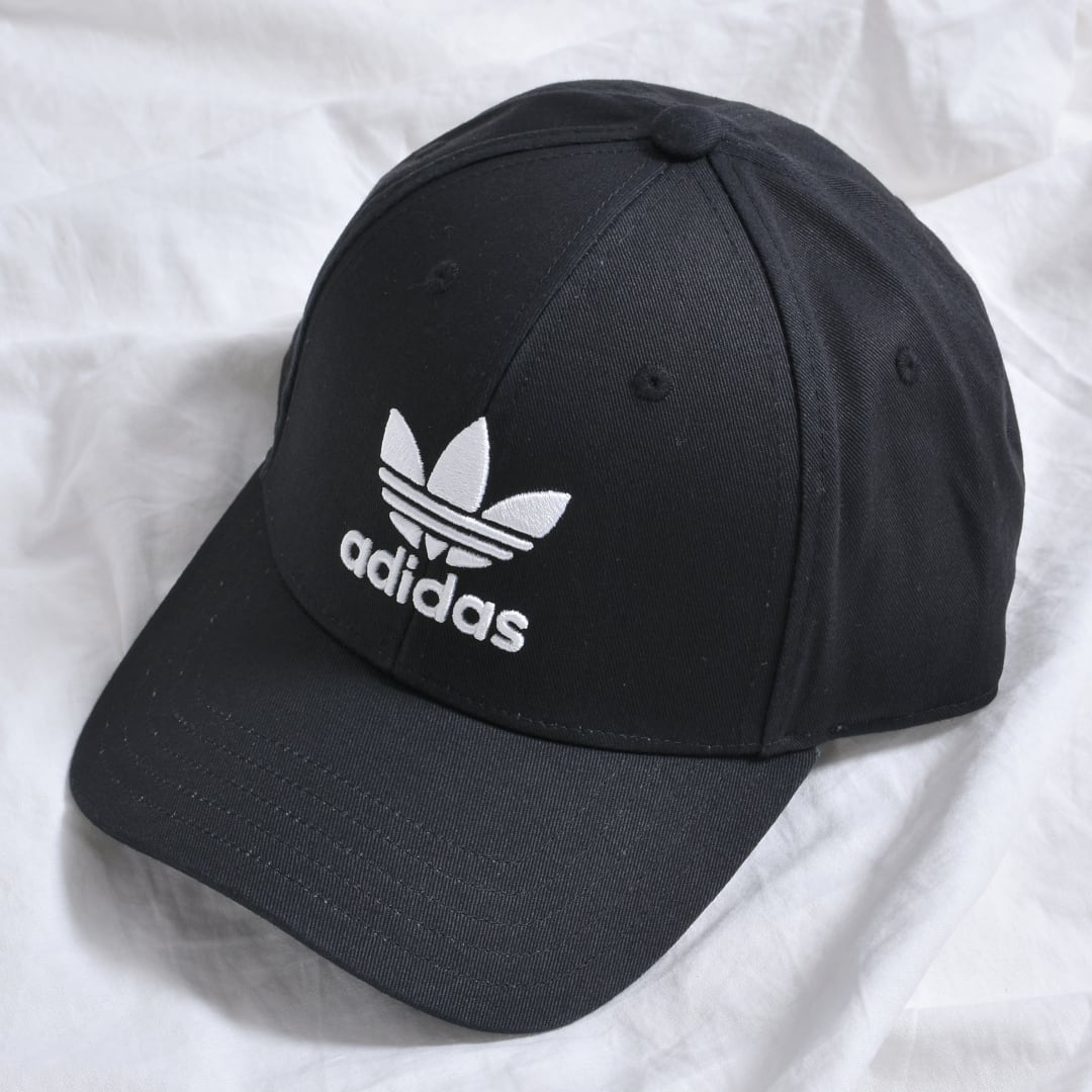 50%OFF】adidas クラシックベースボールキャップ | VOLCAN&APHRODITE