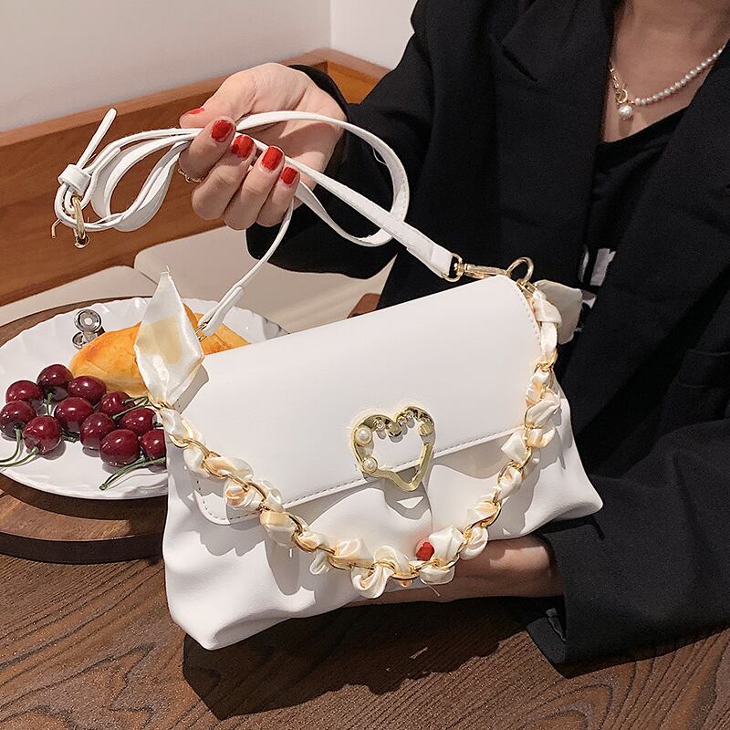 チェーン ホワイトサマー 夏物 メッセンジャーバッグ Tiancai_Wing_Bag74292588062