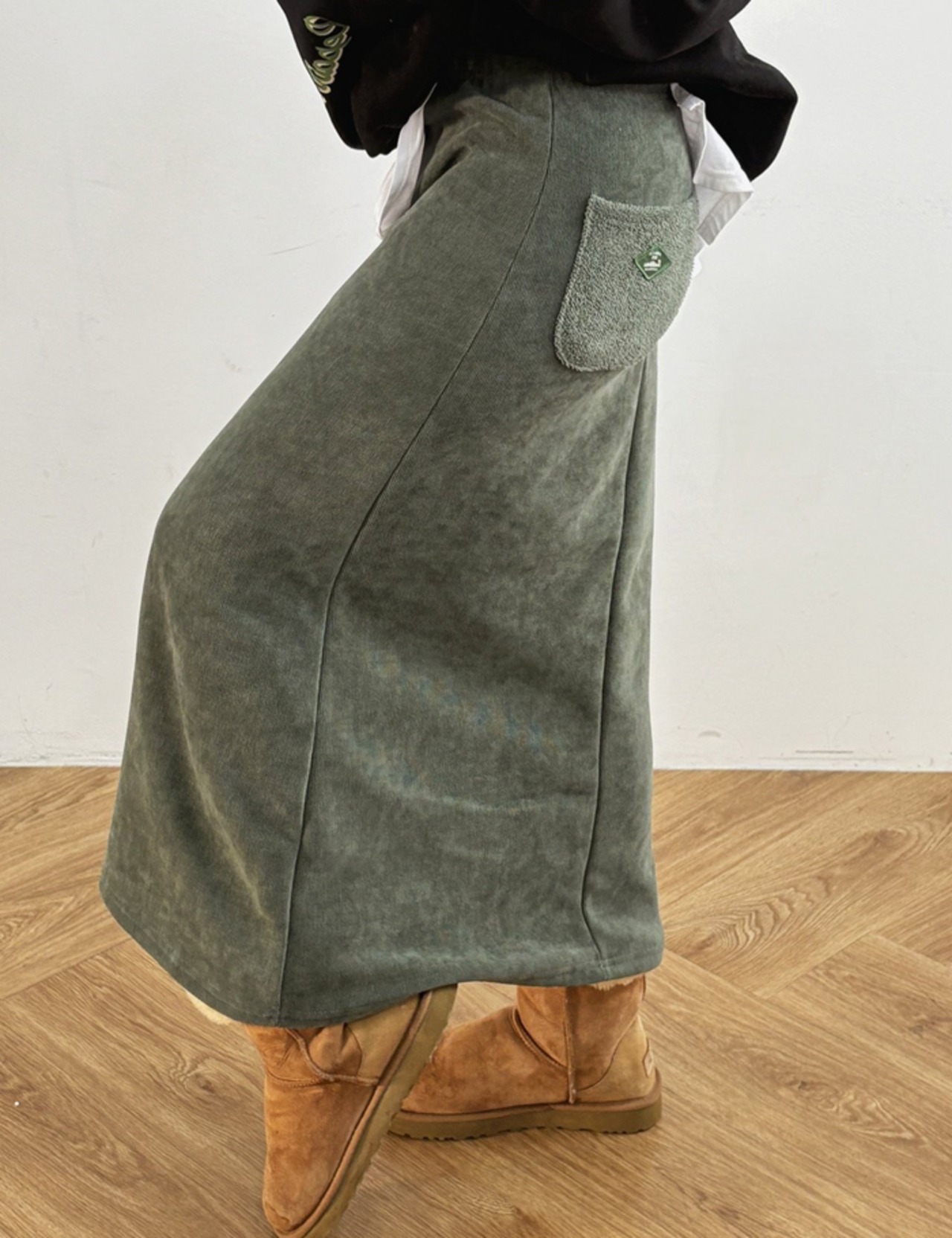 【新作５％OFF・3日間】裏起毛・Semi A-line corduroy Skirt_3colors