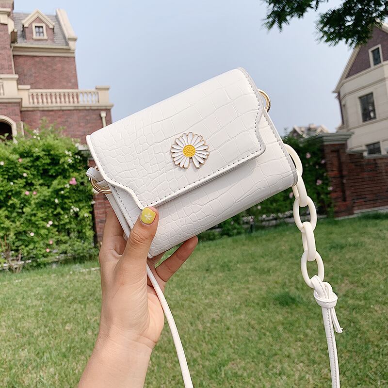 新しい小さなバッグ女性のバッグ2020夏の新しい潮ネット赤いファッションテクスチャショルダーメッセンジャーバッグ野生の小さな正方形のバッグ Tiancai_Wing_Bag9663284