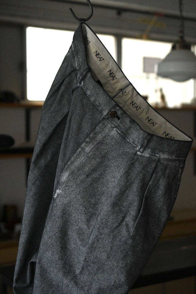 NEAT / NEAT Chino (PD BLACK)