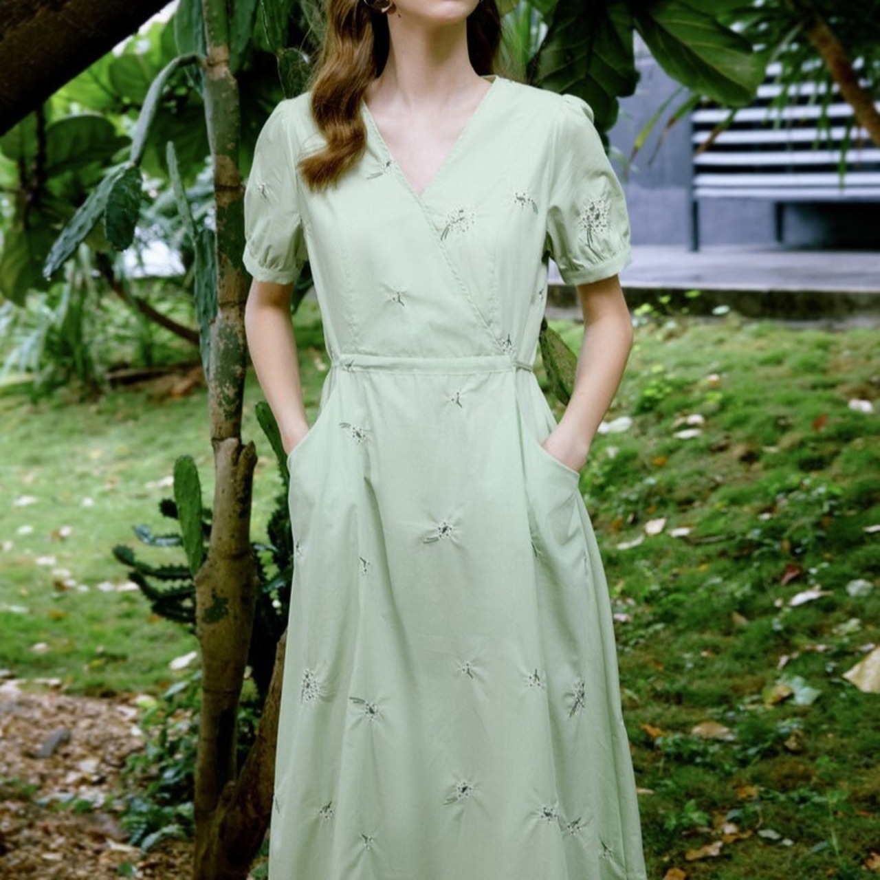 Bouquet Embroidered Dress / ブーケ 刺繍 ワンピース