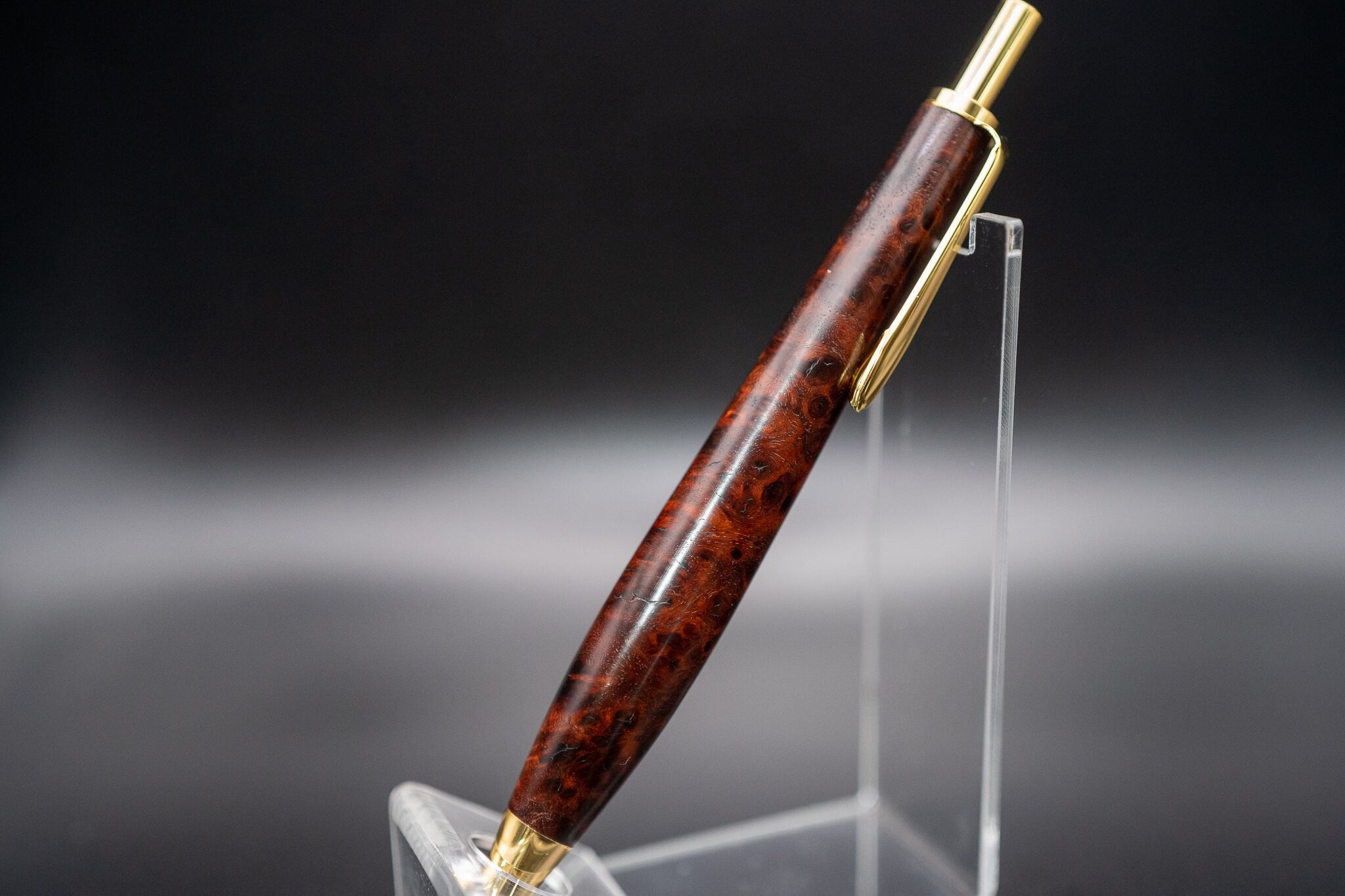 朱色の銘木】 本花梨瘤杢極上 gold MP | 木軸ペン工房 金杢犀