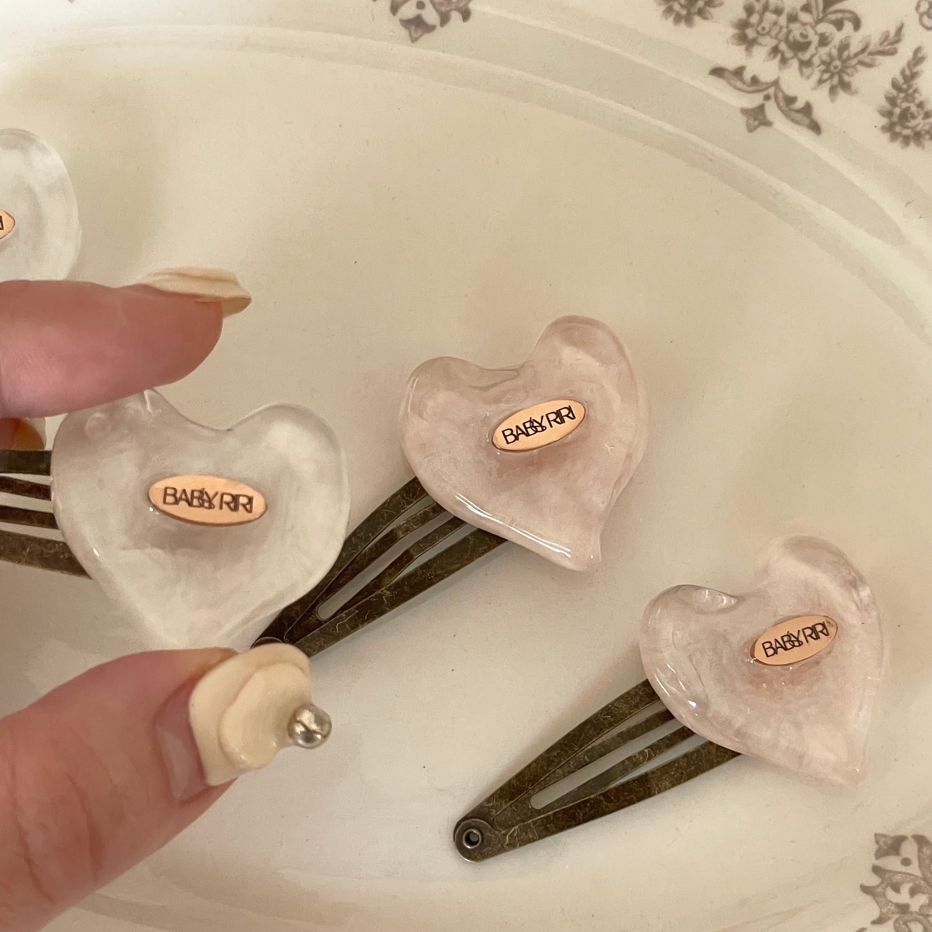 新作♡ リバティ　ハートのパッチンピン リバティ　ハートのパッチンピン 新作♡