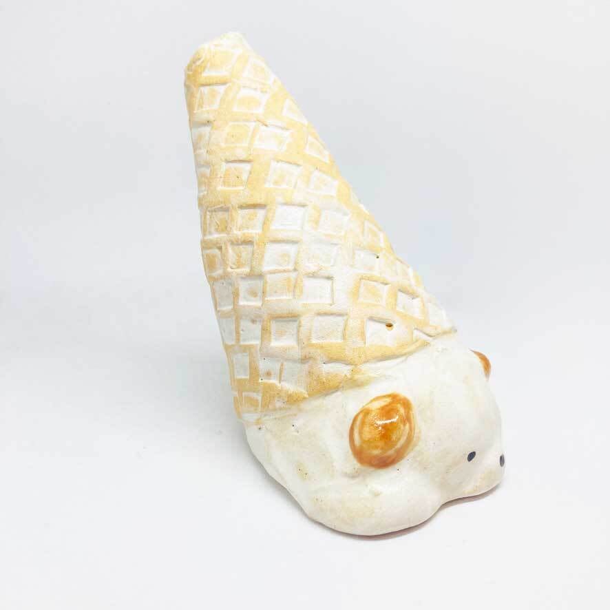 いぬのソフトクリームの一輪挿し/ すずきたまみ / 陶芸作品