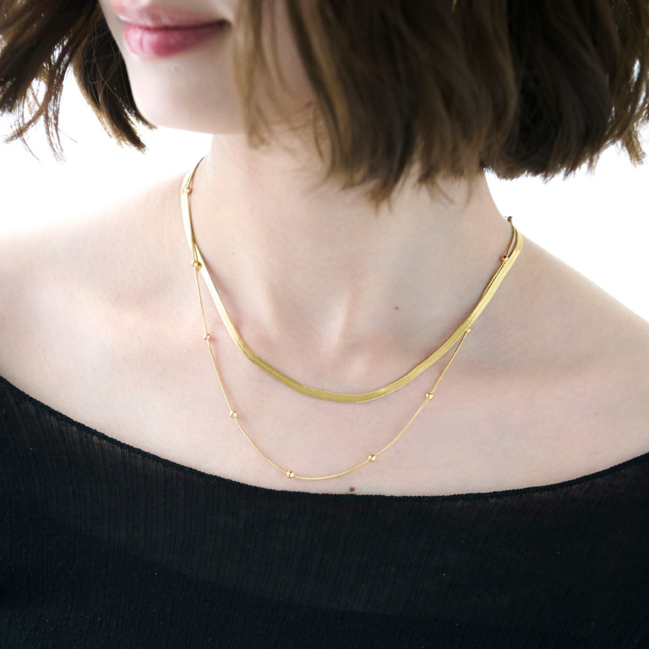 SNAKE BALL NECKLACE