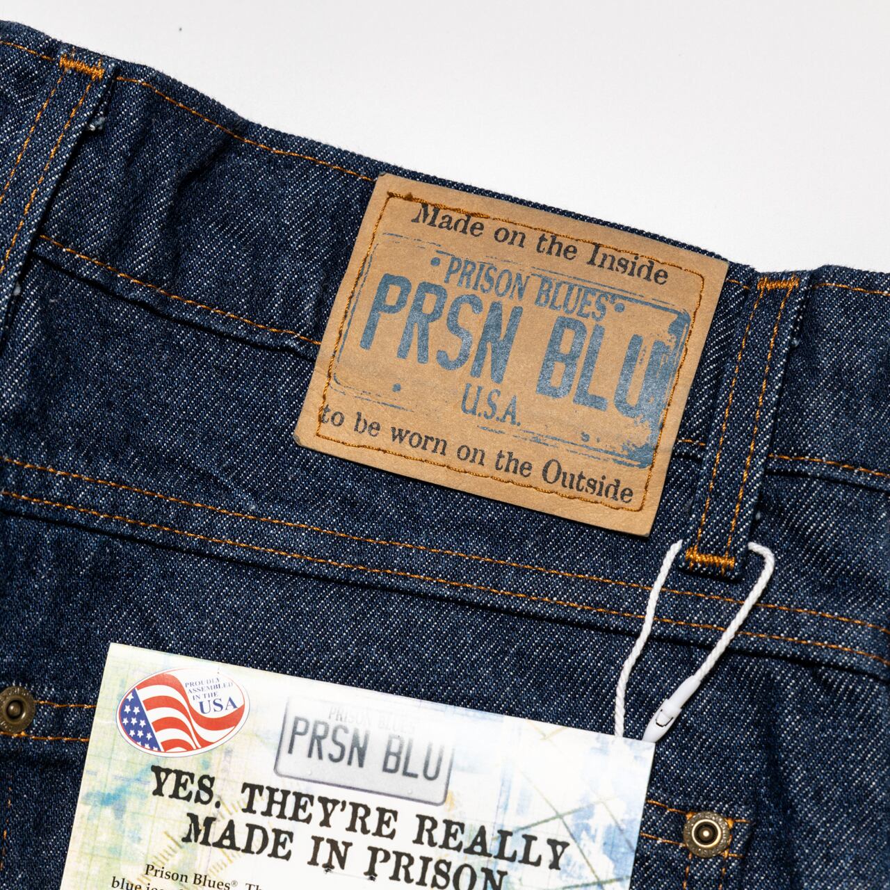 RELAXFIT JEANS / PRISON BLUES | PEPS