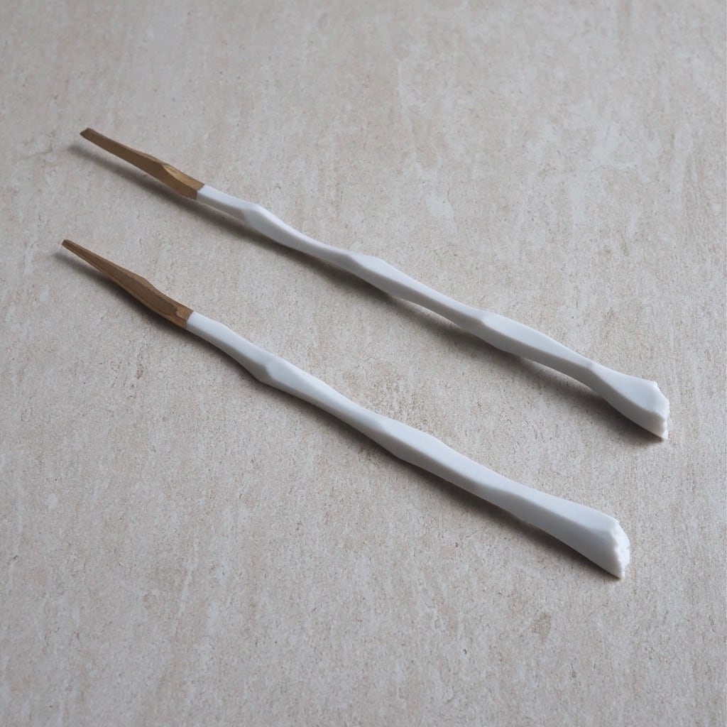 木下 和美/白磁 白x金 茶針