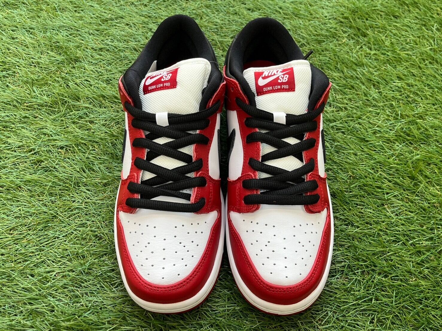 NIKE SB DUNK LOW PRO J-PACK CHICAGO VARSITY RED AND WHITE BQ6817 