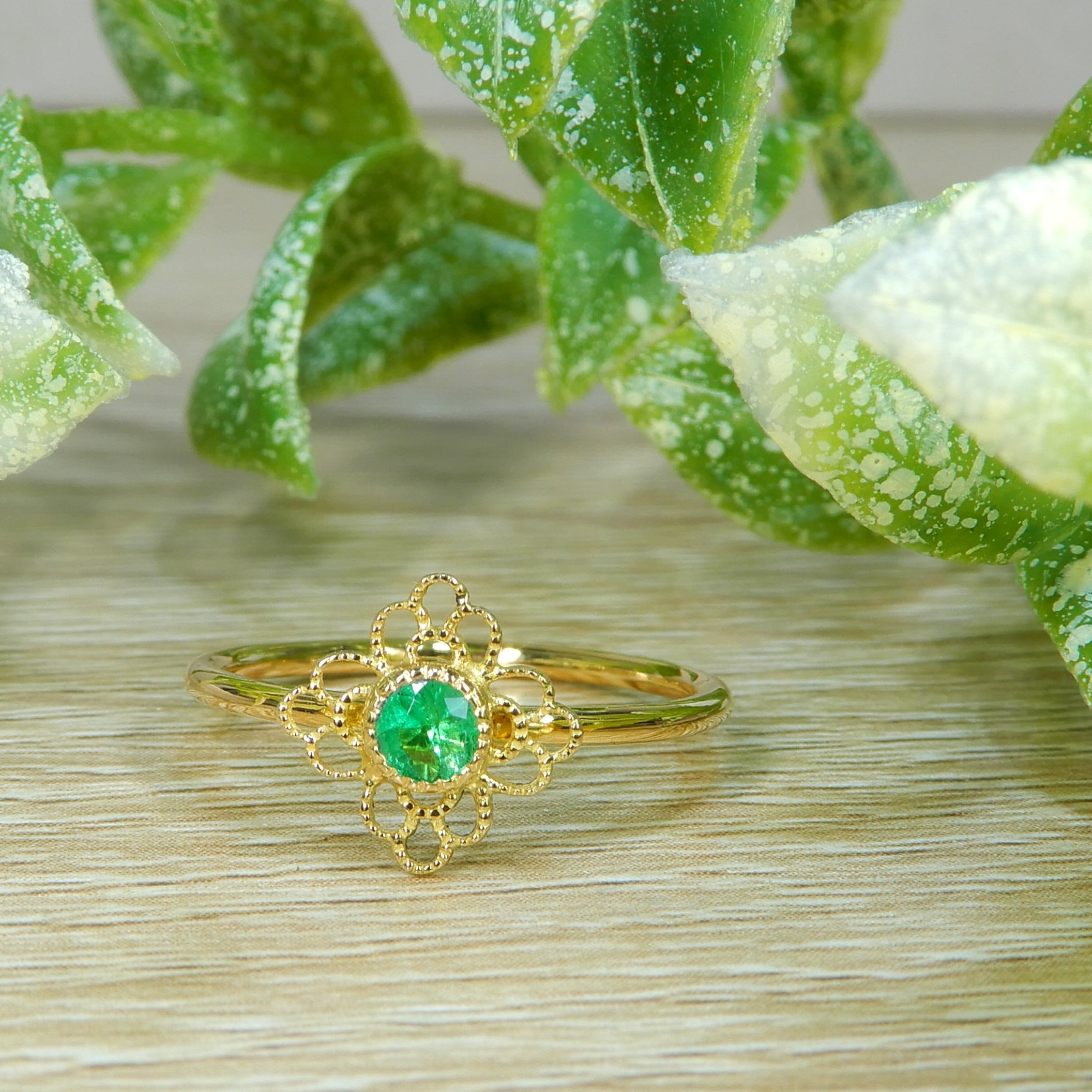 エメラルド(人工結晶)/Pt900【zo3】 | Sirius Stone