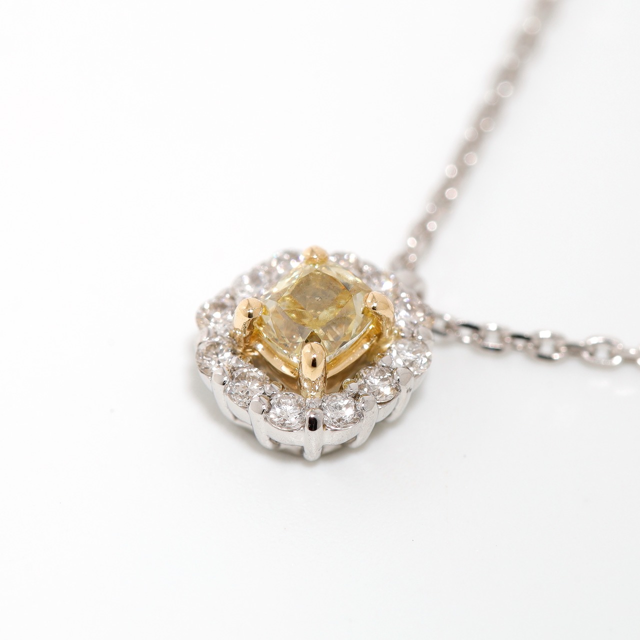 ファンシーブラウニッシュ グリニッシュ イエロー ダイヤモンド ネックレス pt950(K18) / SI2 / 0.237ct / DA 0.120ct
