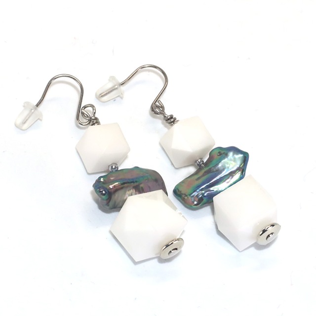 遊び心がある一品！在庫限り ネイビーパールピアス sl3_32_20200630pp02