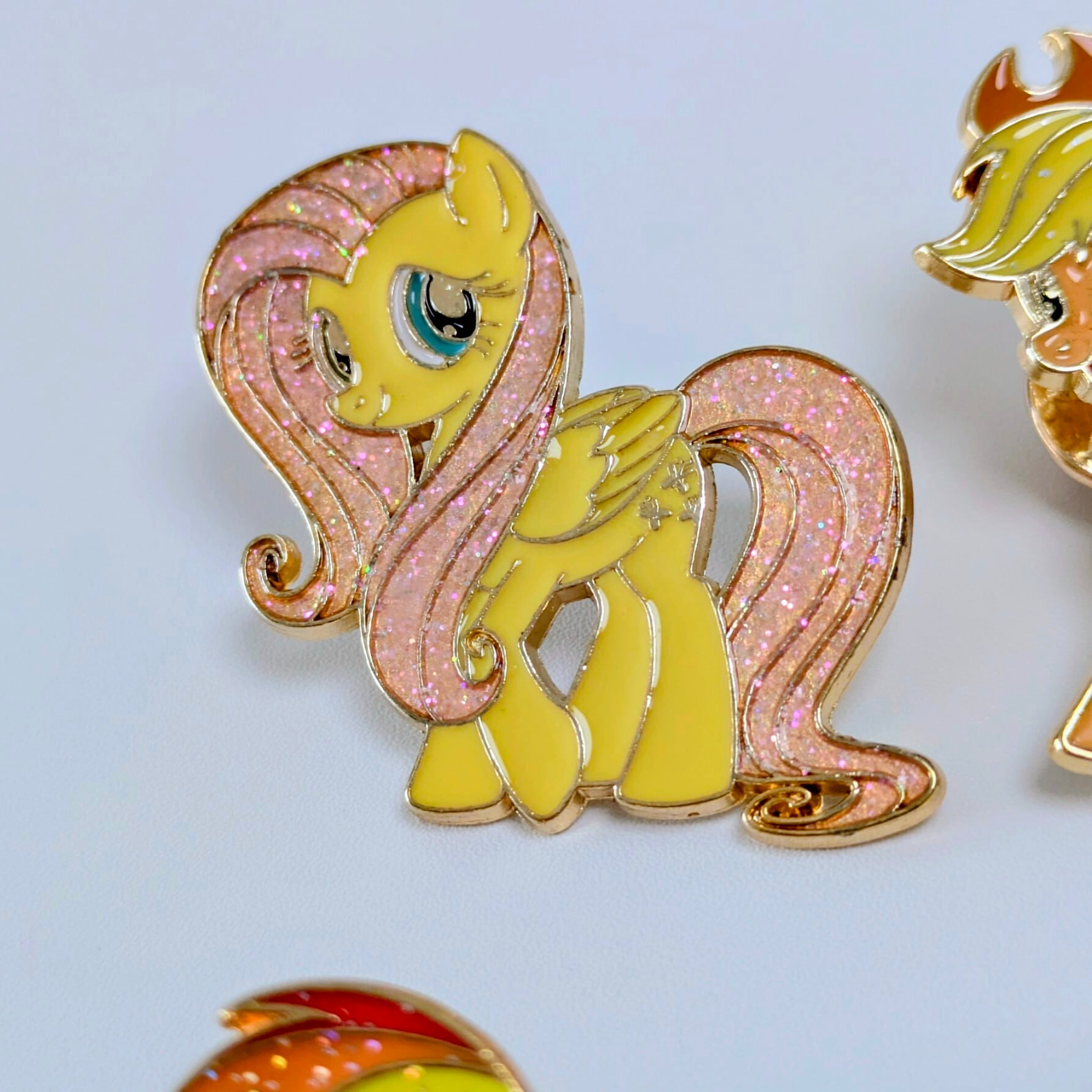 送料無料！ ★ピンズ PINS★ピンバッジ 【 My Little Pony（マイリトルポニー ) 】単品『 フラッターシャイ 』〚アメリカン雑貨 アメトイ〛