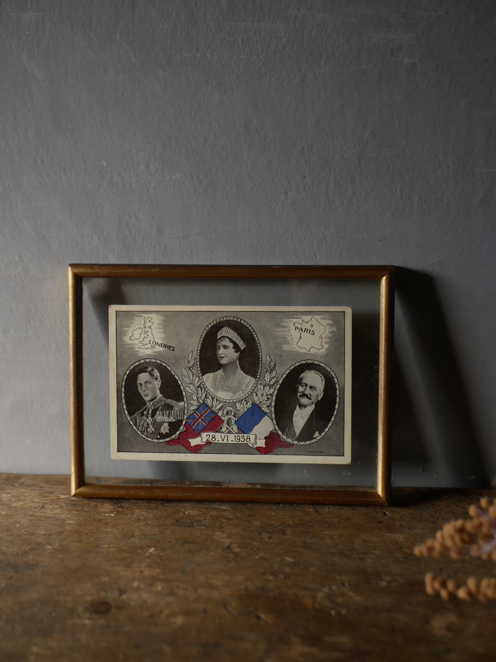 ロンドンとパリの記念ポストカード アンティークフォトフレーム フランスヴィンテージ ブロカント