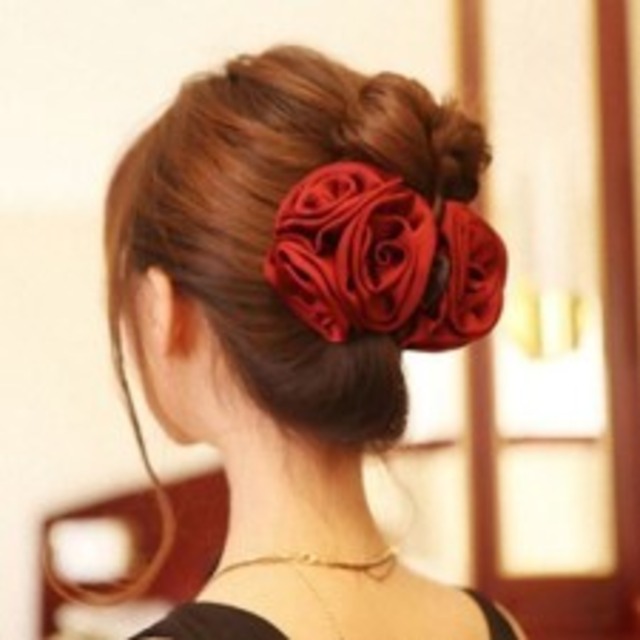 【国内即納・即日配送】ヘッドドレス 髪飾り ビッグバラ 花 クリップ ティアラ ヘアゴム かんざし ヘアアクセサリー レディース ヘアバンド 髪留め ヘッドアクセサリー着物 和装 袴 振袖 成人式 結婚式 ウエディング ブライダル お呼ばれ パーティー 発表会 花嫁 おしゃれ プチギフト フォーマル h837