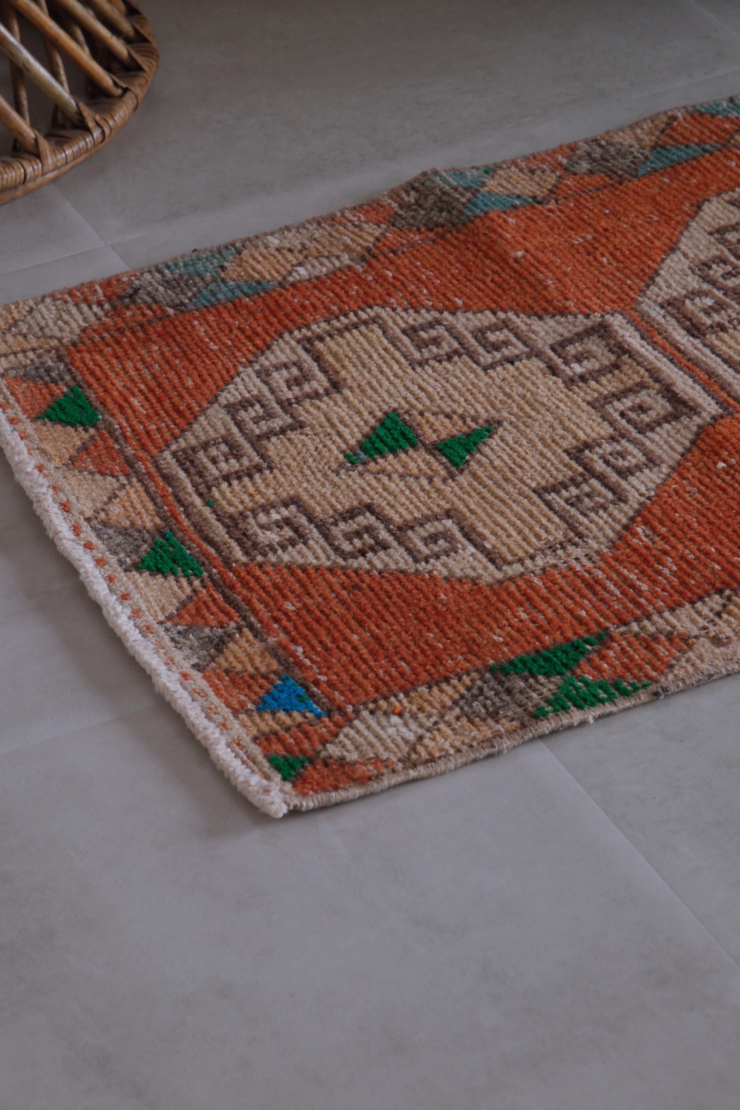 Vintage Rug 53*107【S125】 | OoKE vintage