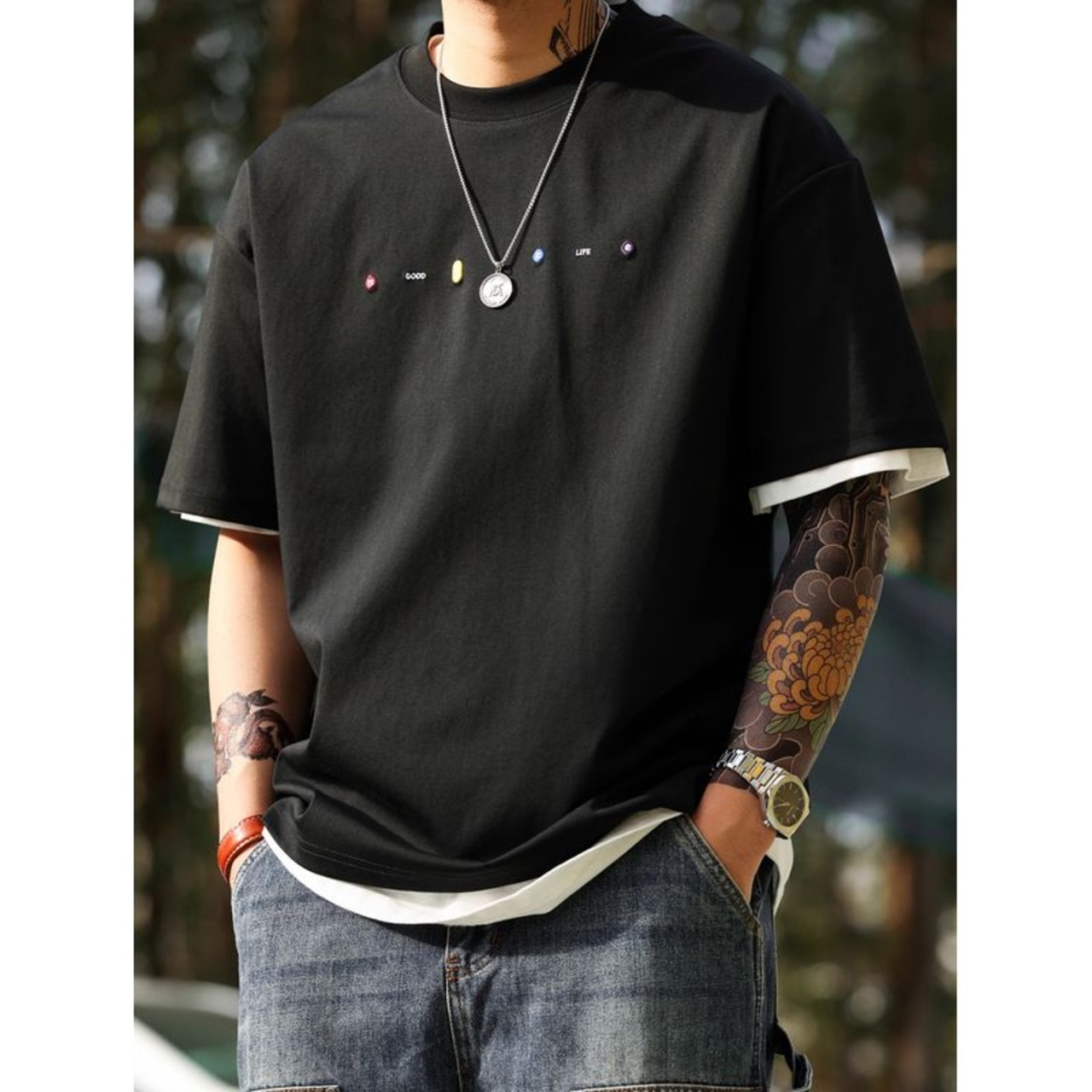 刺繍入りラウンドネック半袖Tシャツ 10017