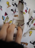 1980’s Made in USA Looney Tunes All-Over Print Mock Neck Long Sleeve Top