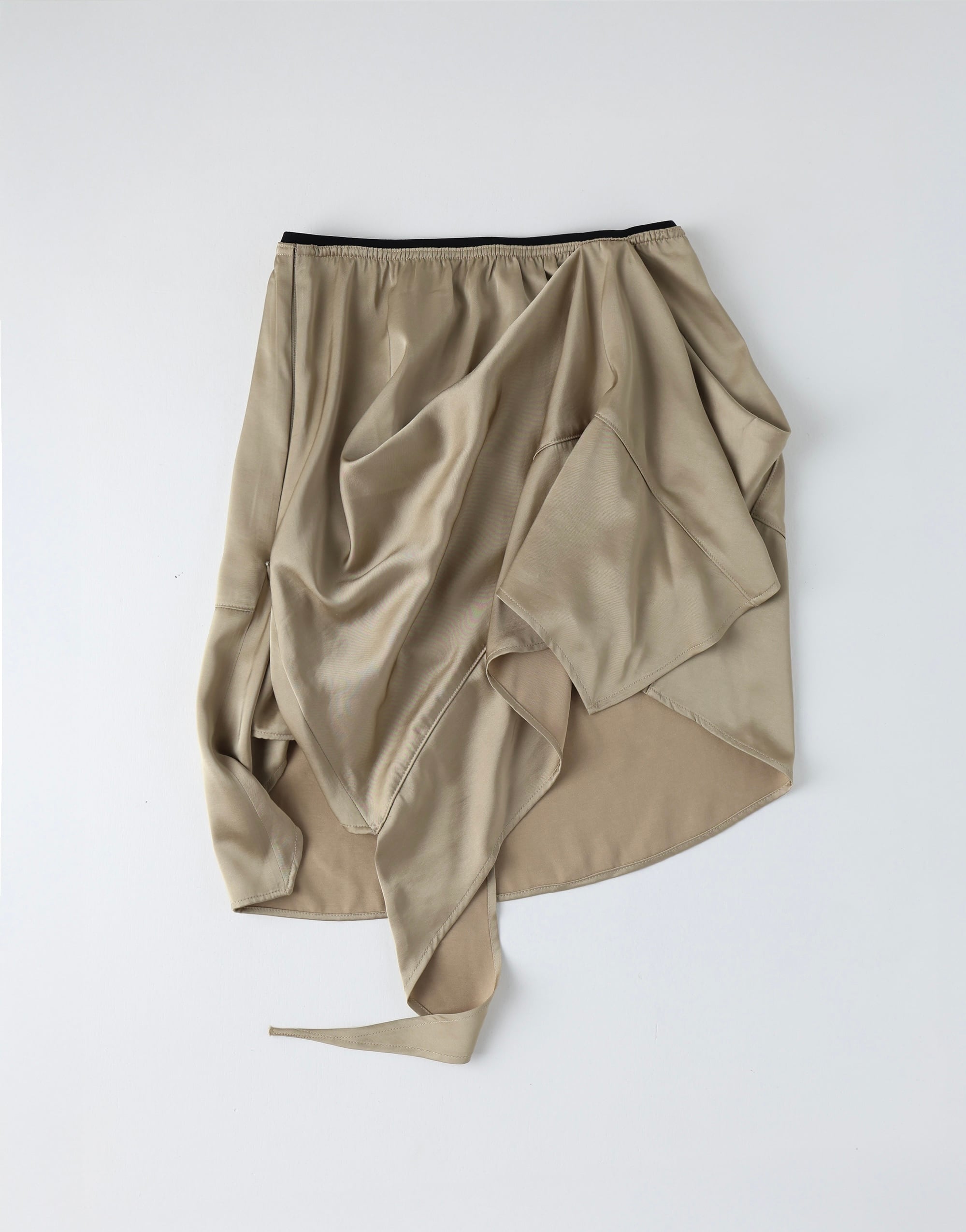 【ulikasanctus】UNBALANCE SILKY SKIRT