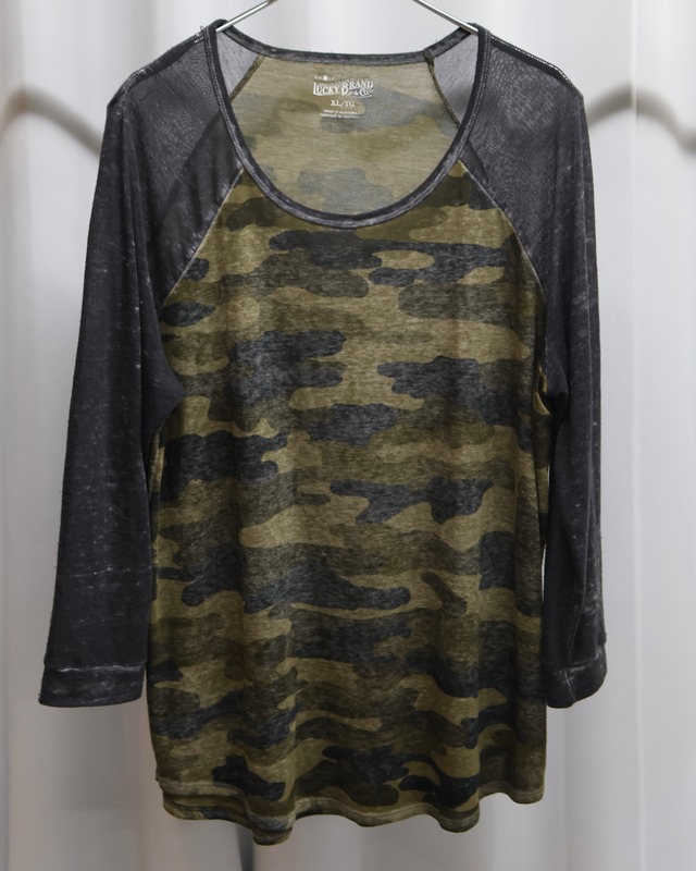 Camouflage pattern long T-shirt