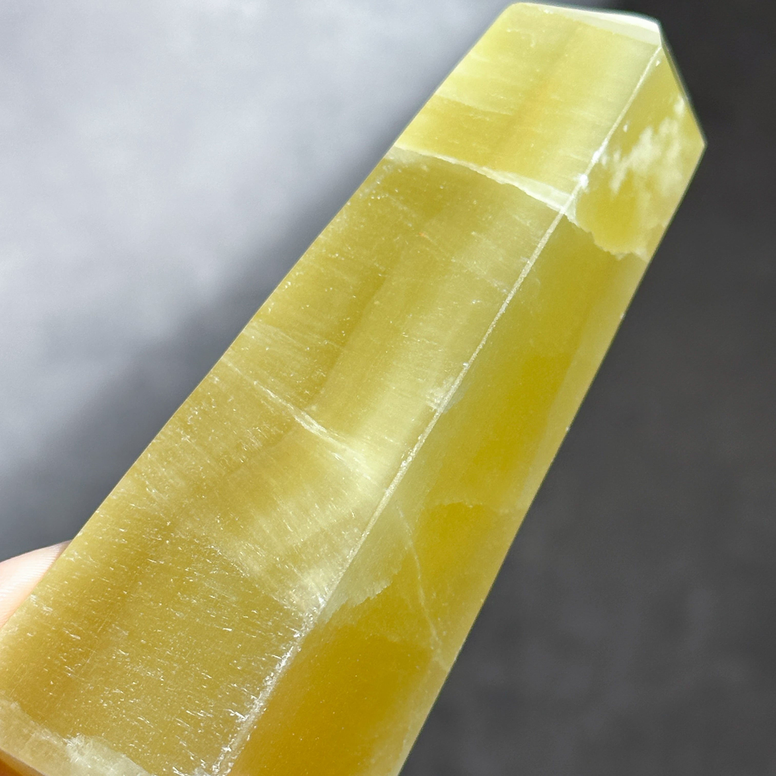 イエローカルサイト タワー72◇ Yellow Calcite ◇天然石・鉱物