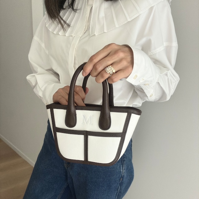 Buddy. canvas Bag mini【WHT× CHOCO】