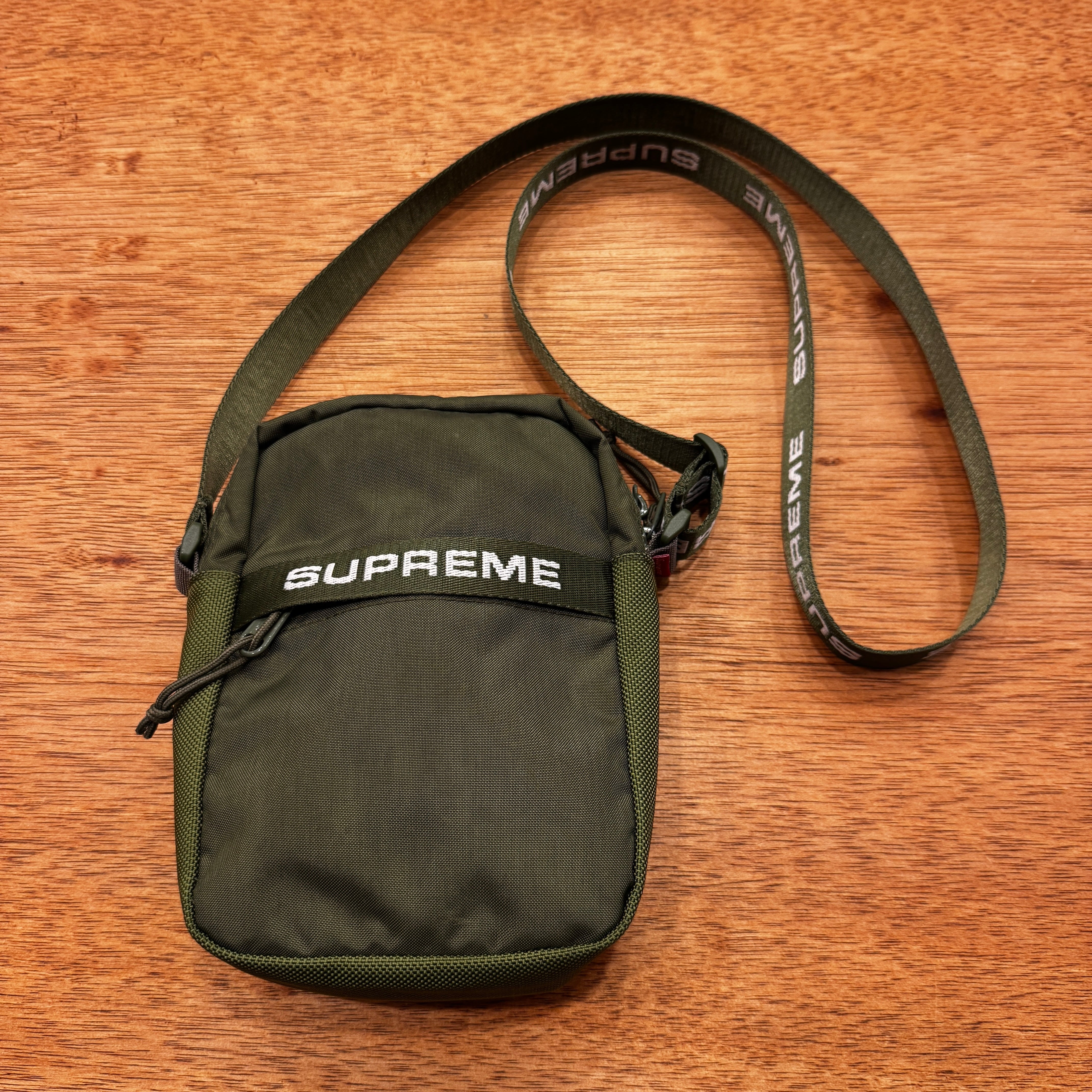Supreme ボディバッグ オリーブ Pochete Waist Bag Supreme Ss23 Olive Verde | MercadoLivre