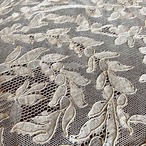 テーブルセンター　ベージュレース　植物　カレーレース 12CLda21