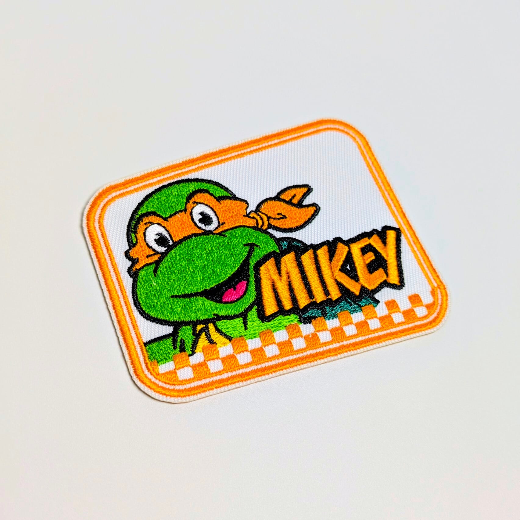 送料無料！ ★刺繍アイロンワッペン★【 Teenage Mutant Ninja Turtles (  ティーンエイジ ミュータント ニンジャ タートルズ )  】 〚アメリカン雑貨 アメトイ〛
