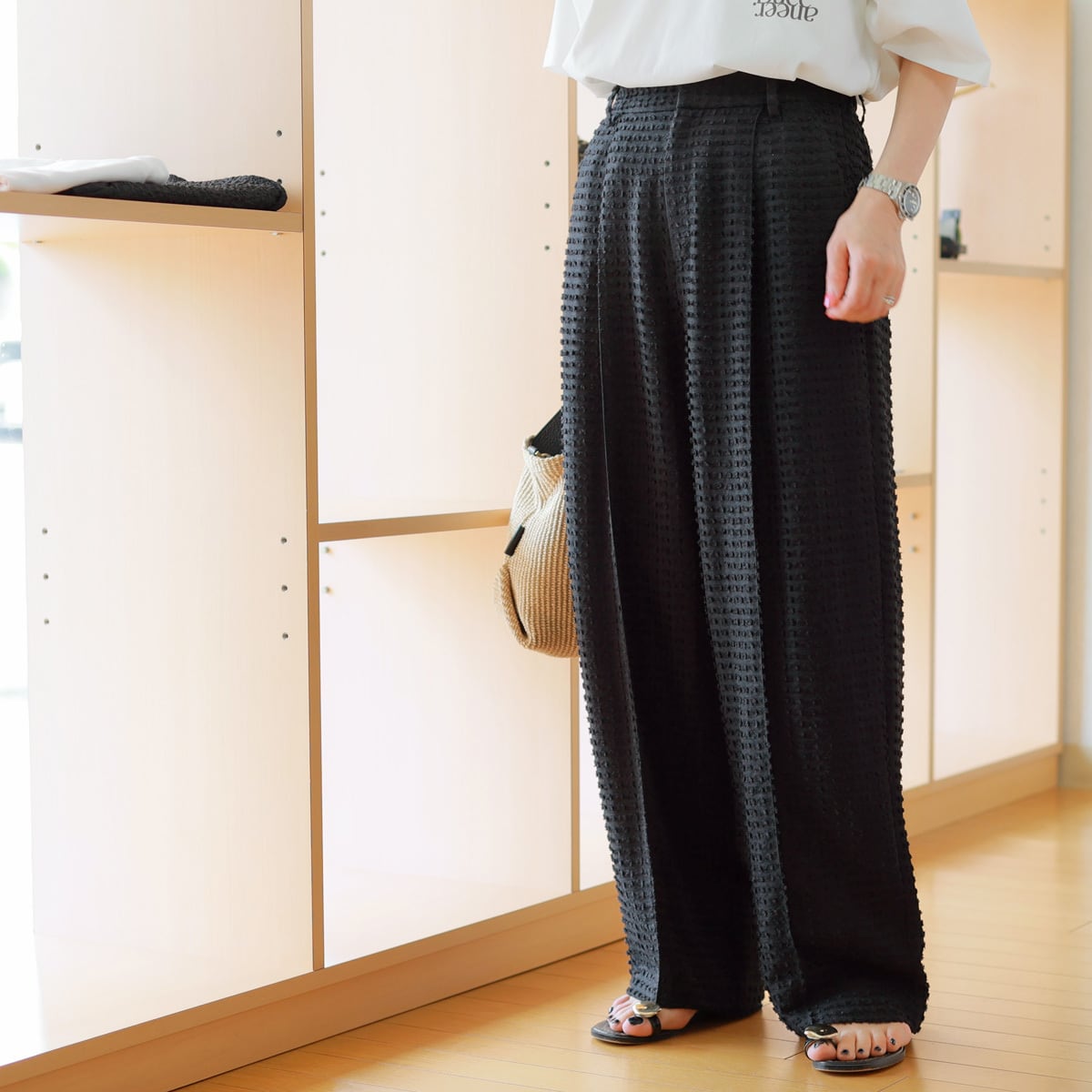 CHIGNON (シニヨン) ドットジャガード ワイドストレートパンツ