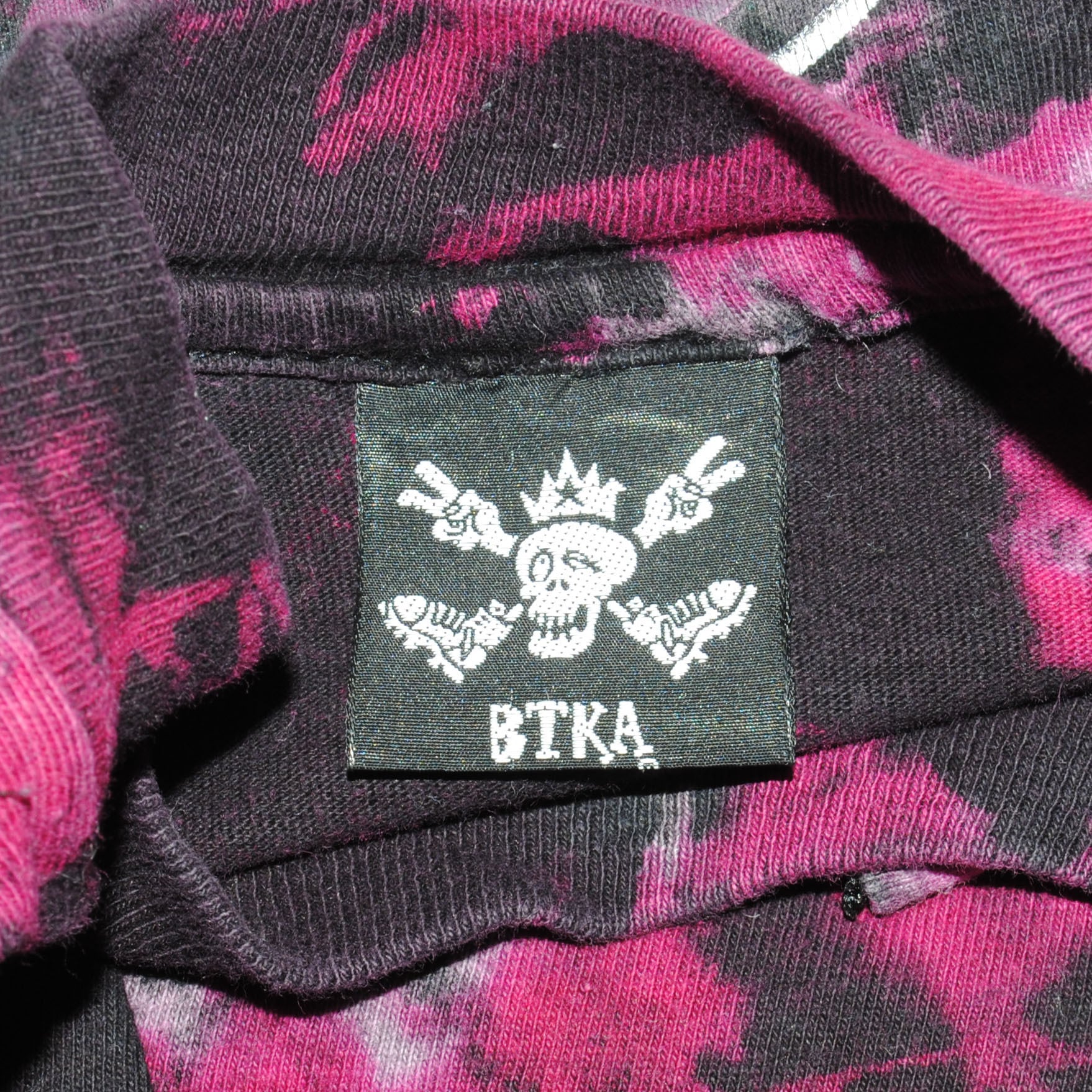 Born To Kick Arse』 90s UK vintage tie-dye T-shirts | excube.e_shop