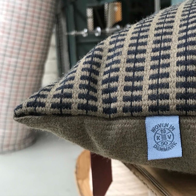 Wool Cushion KV21 (Dark Beige / Navy)