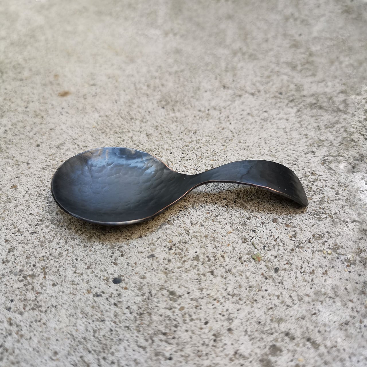 保堂 真鍮製 茶さじ 槌目肌 | 山田屋の家庭用品
