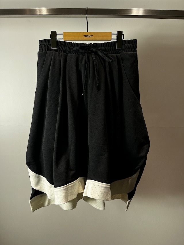 【25AW】NAMESAKE(ネームセイク) / CHAND DRAPE BASKETBALL SHORTS / ショーツ