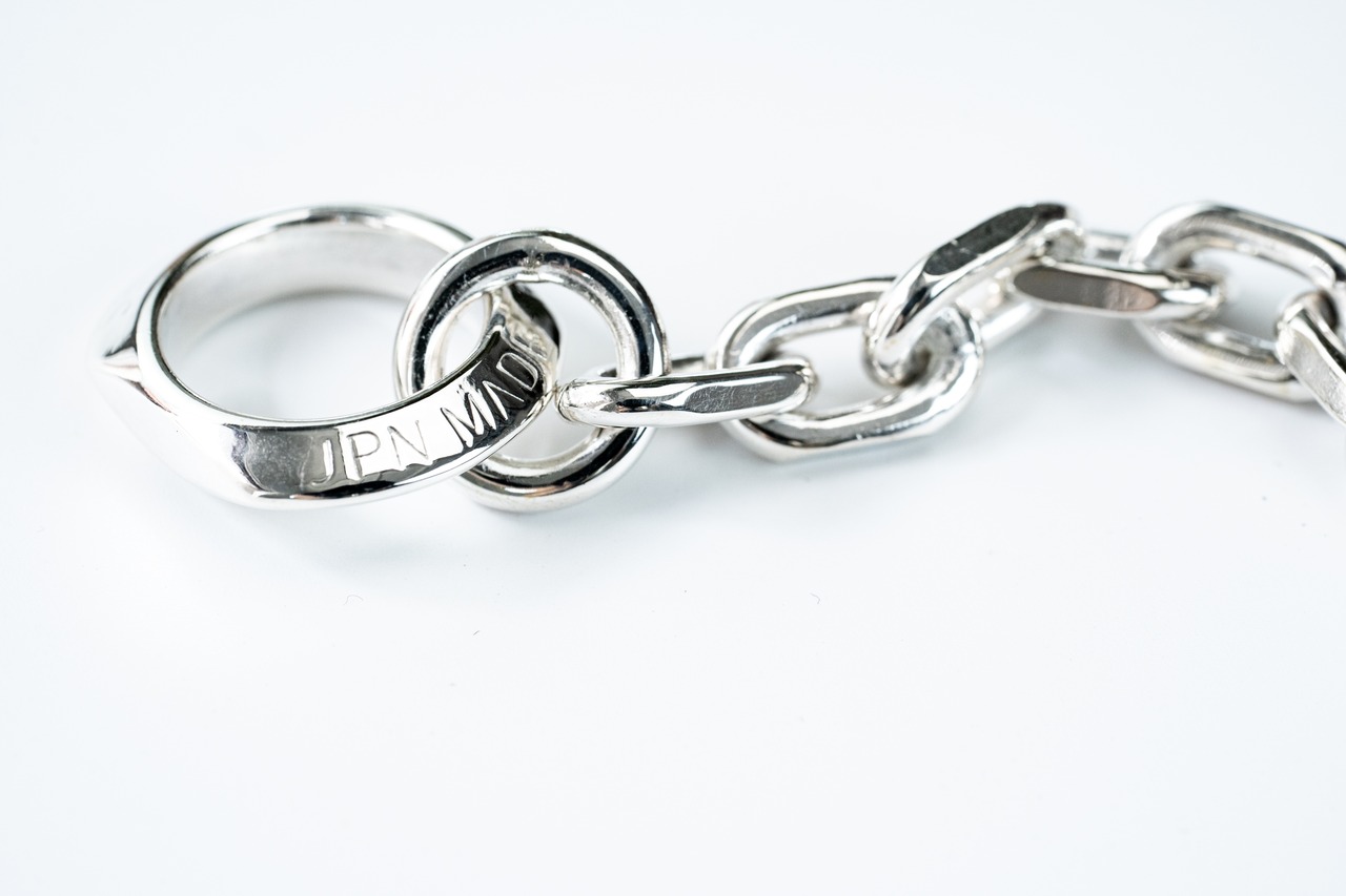 BN-053 Triangle bar bracelet